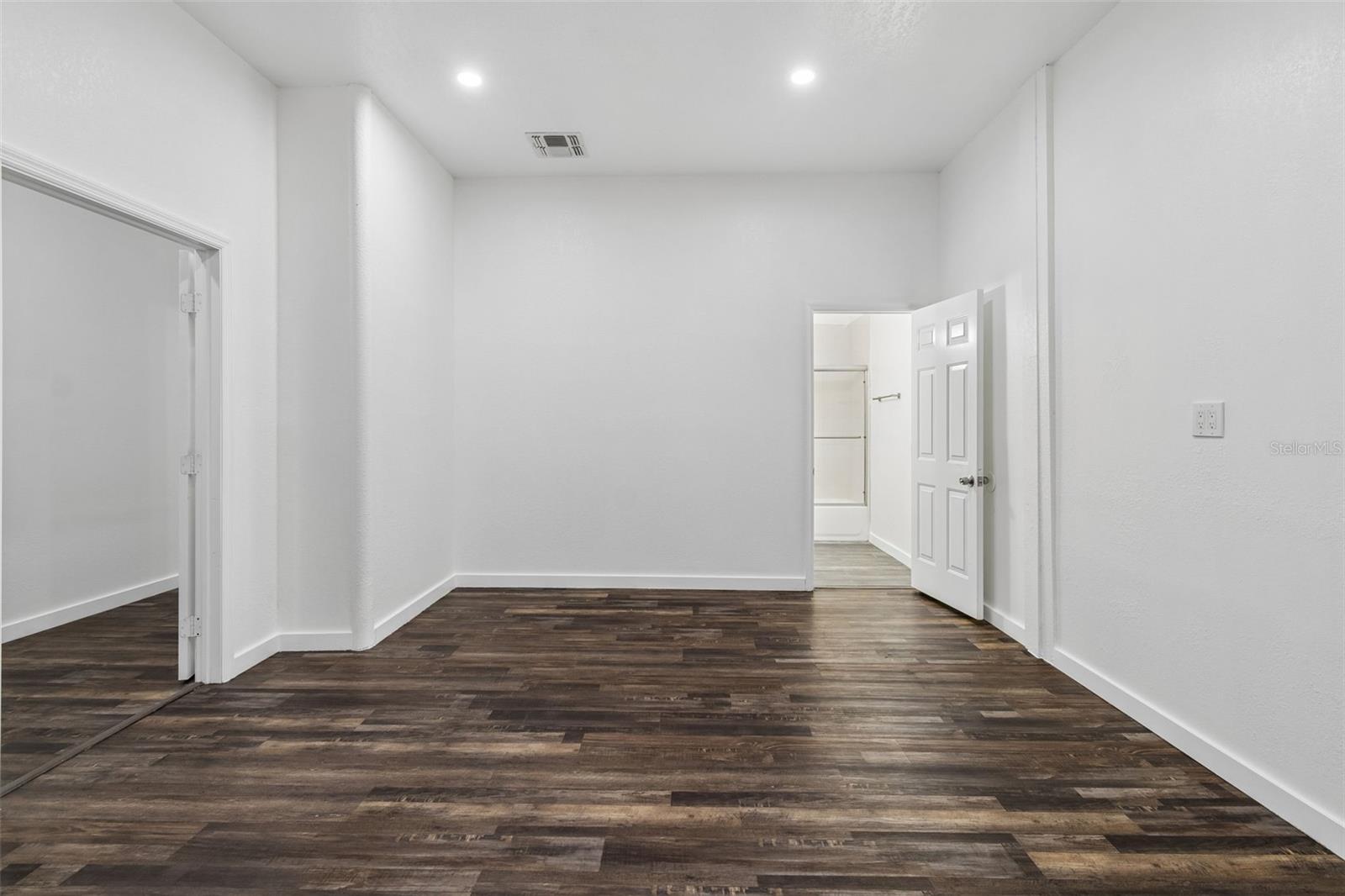 6536 LINCOLN WAY N, ST PETERSBURG, FL, 33702