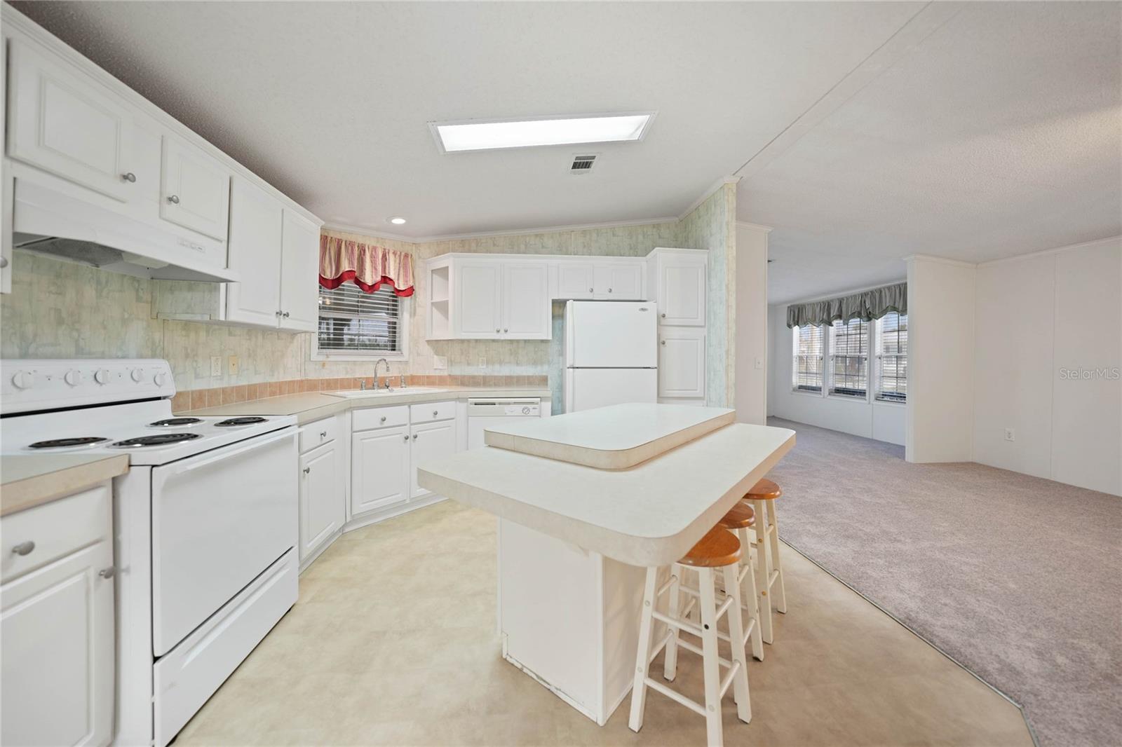 2100 KINGS HWY #517, PORT CHARLOTTE, FL, 33980