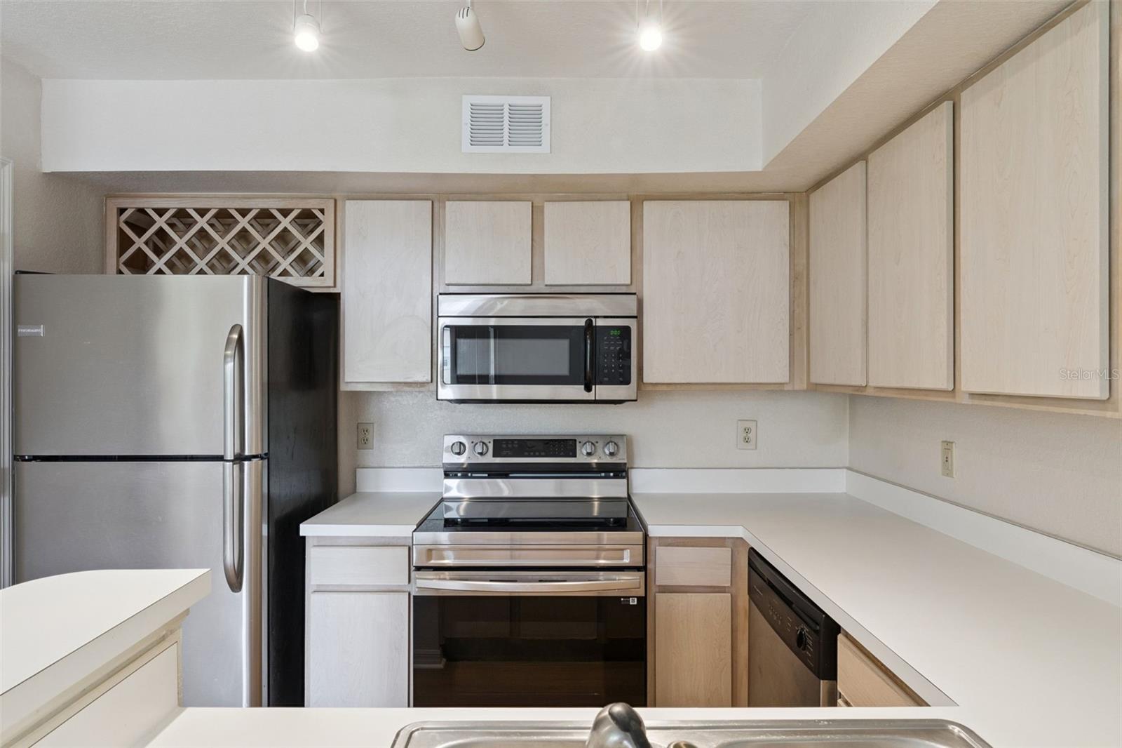 7270 WESTPOINTE BLVD #931, ORLANDO, FL, 32835