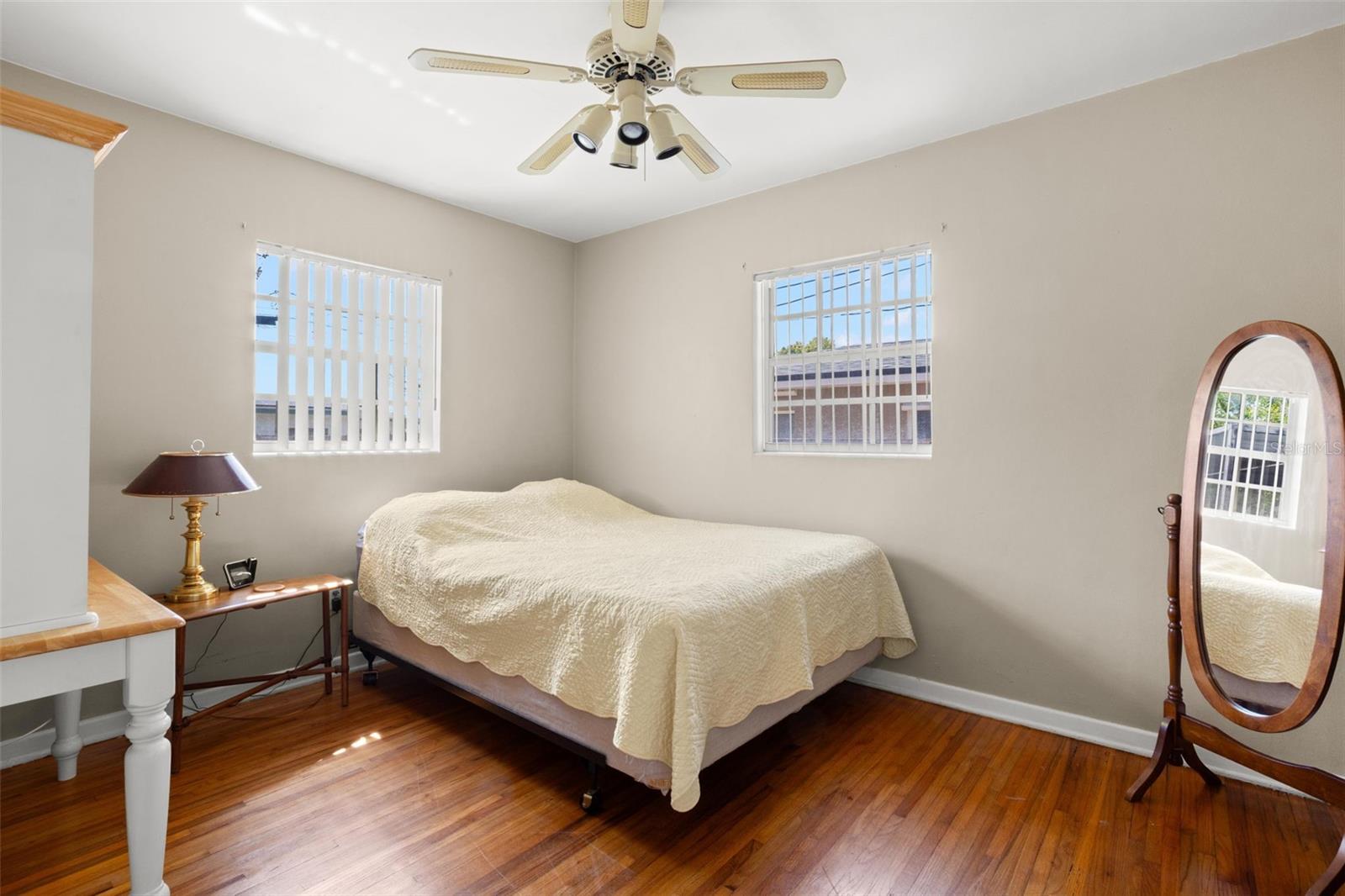 909 WOODLEY RD, CLEARWATER, FL, 33764