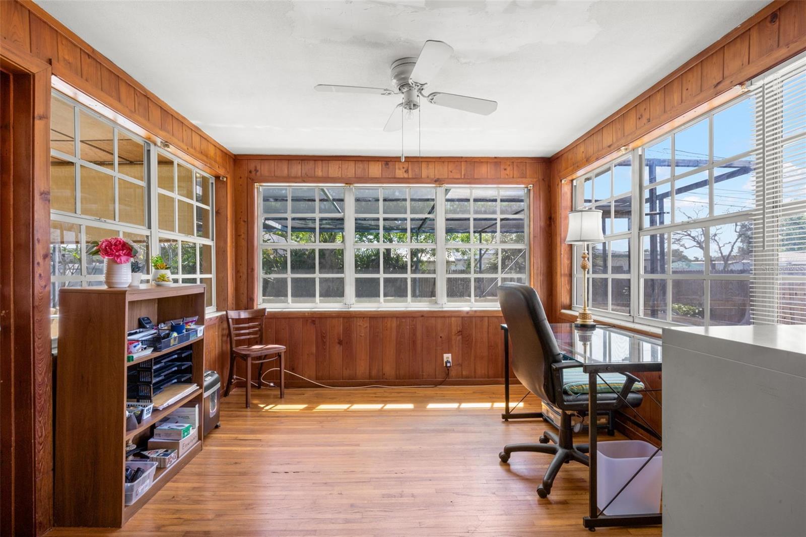 909 WOODLEY RD, CLEARWATER, FL, 33764