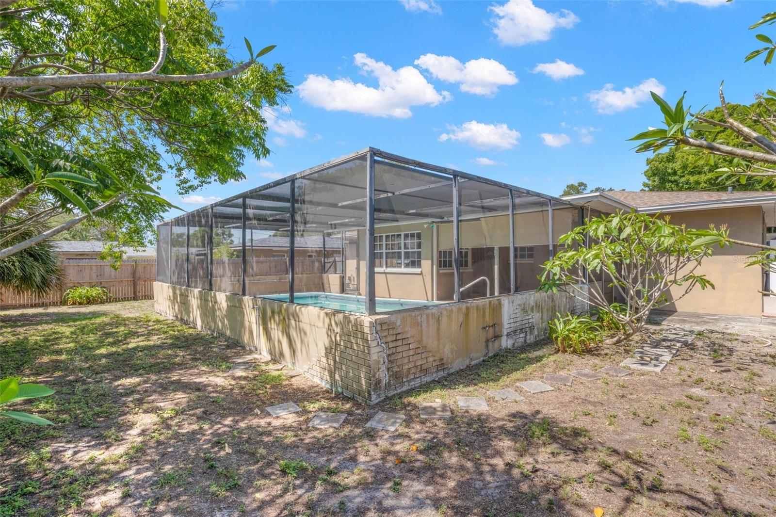 909 WOODLEY RD, CLEARWATER, FL, 33764