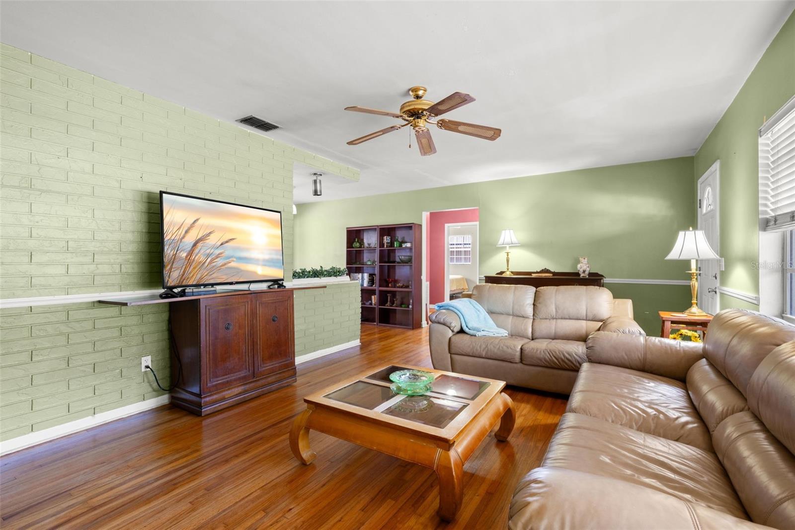 909 WOODLEY RD, CLEARWATER, FL, 33764