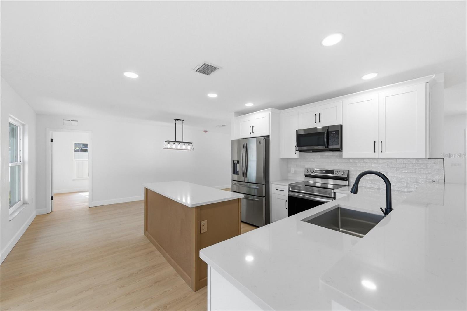 11180 113TH AVE, LARGO, FL, 33778