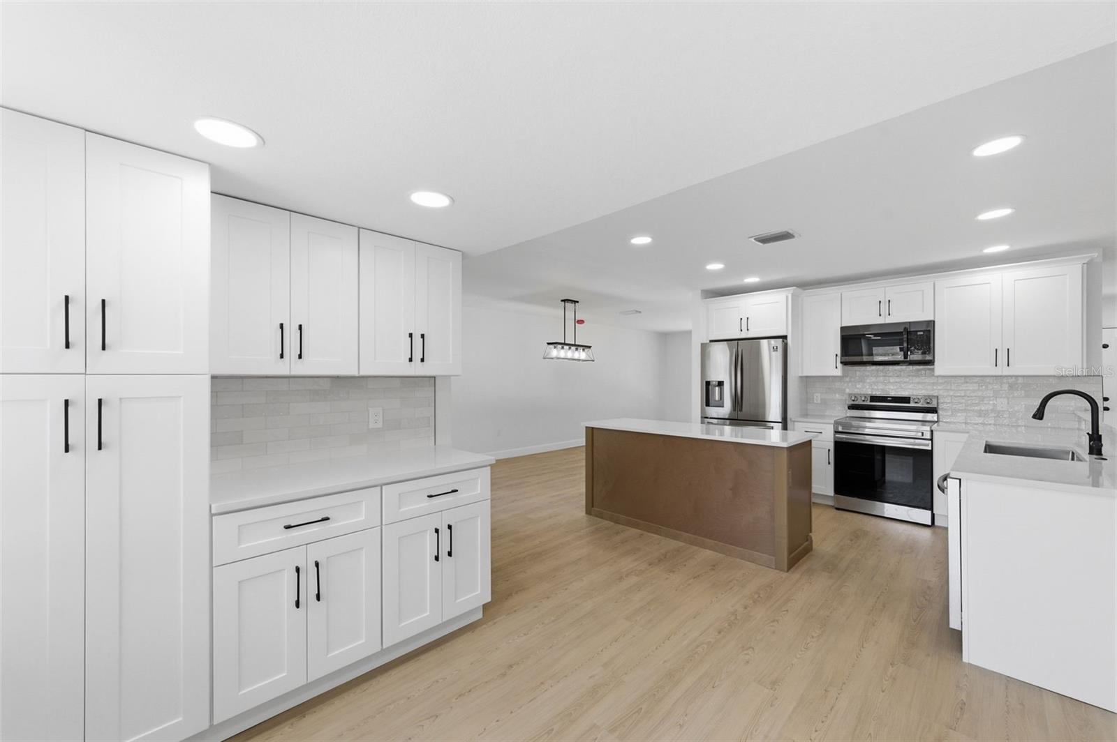 11180 113TH AVE, LARGO, FL, 33778