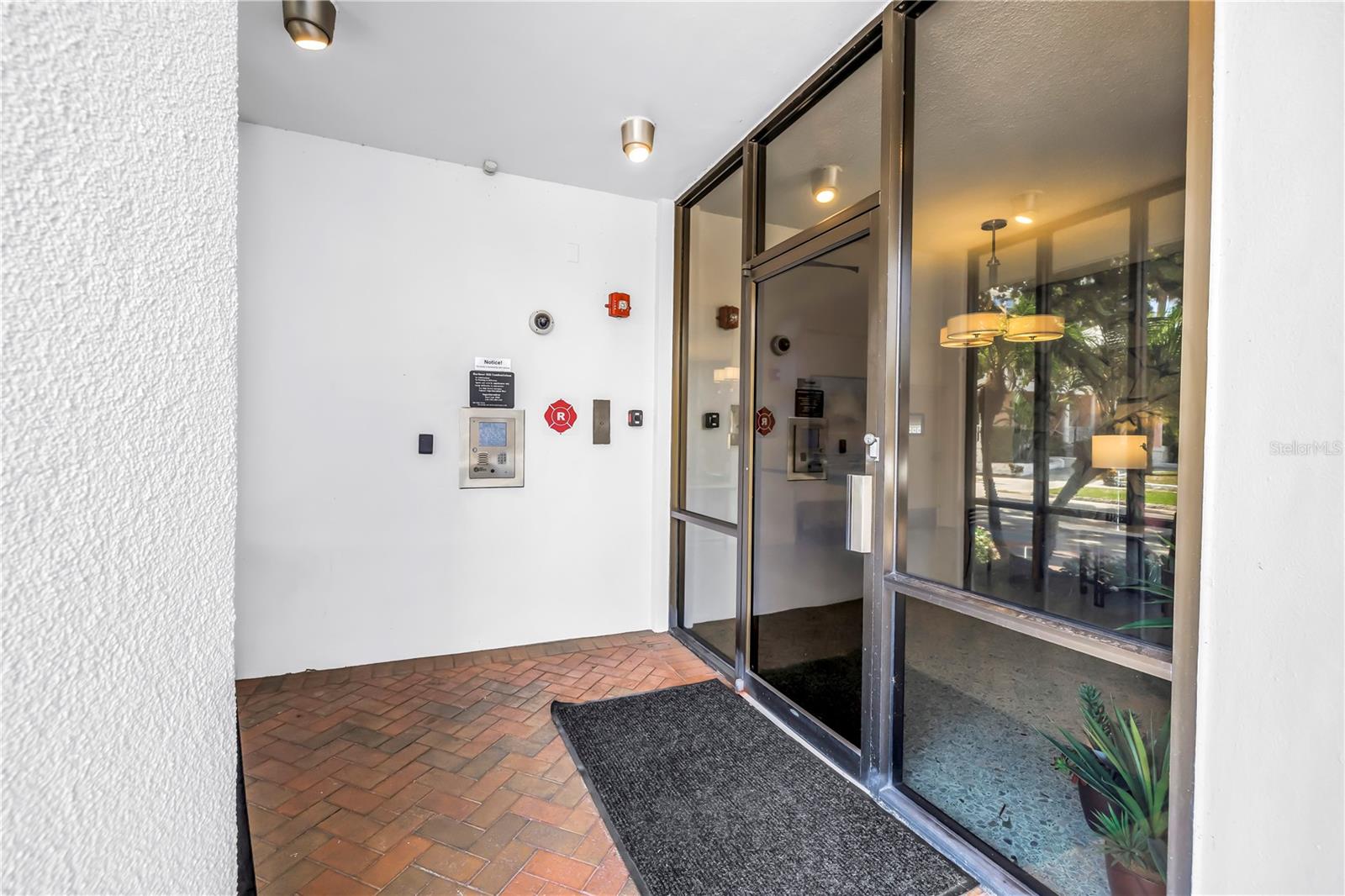 700 BEACH DR NE #708, ST PETERSBURG, FL, 33701