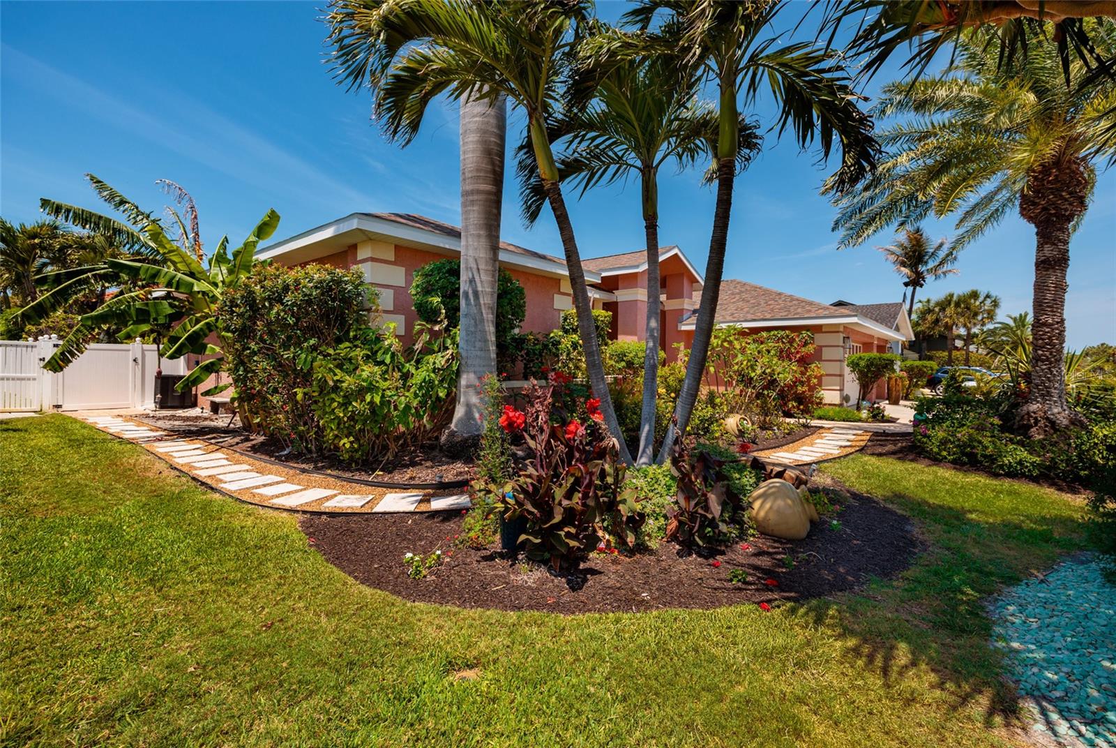 742 MONTE CRISTO BLVD, TIERRA VERDE, FL, 33715