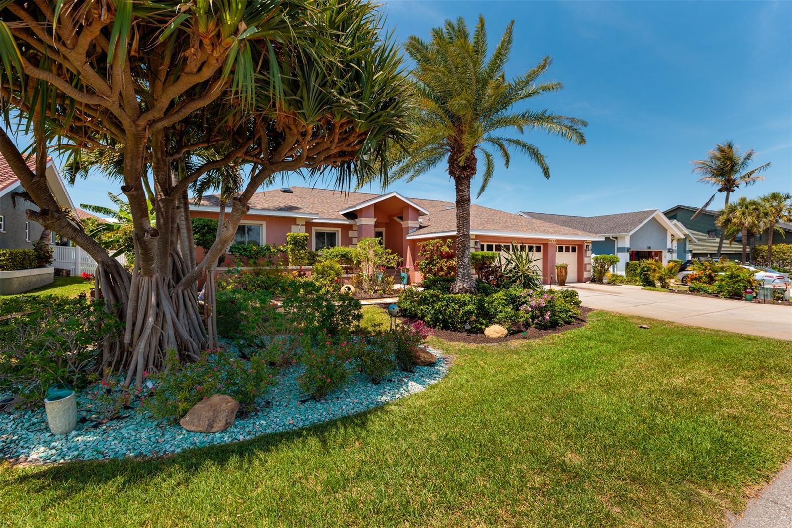 742 MONTE CRISTO BLVD, TIERRA VERDE, FL, 33715