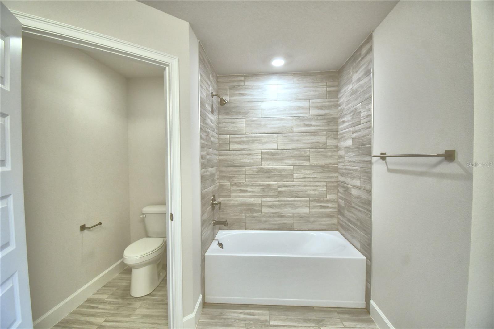 4944 VUE DE LAC PASS, AUBURNDALE, FL, 33823