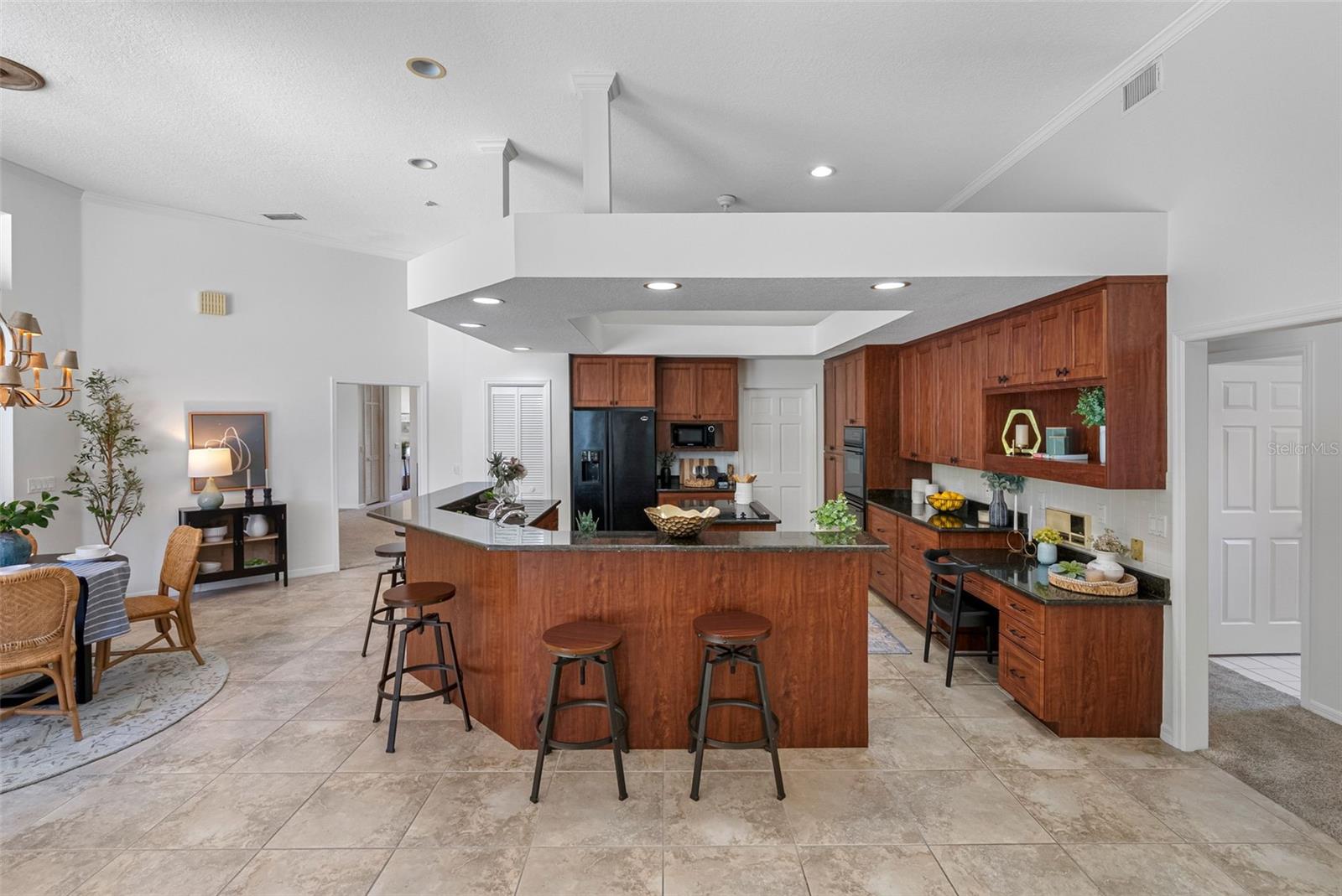 304 LAKE KELL CT, LUTZ, FL, 33549