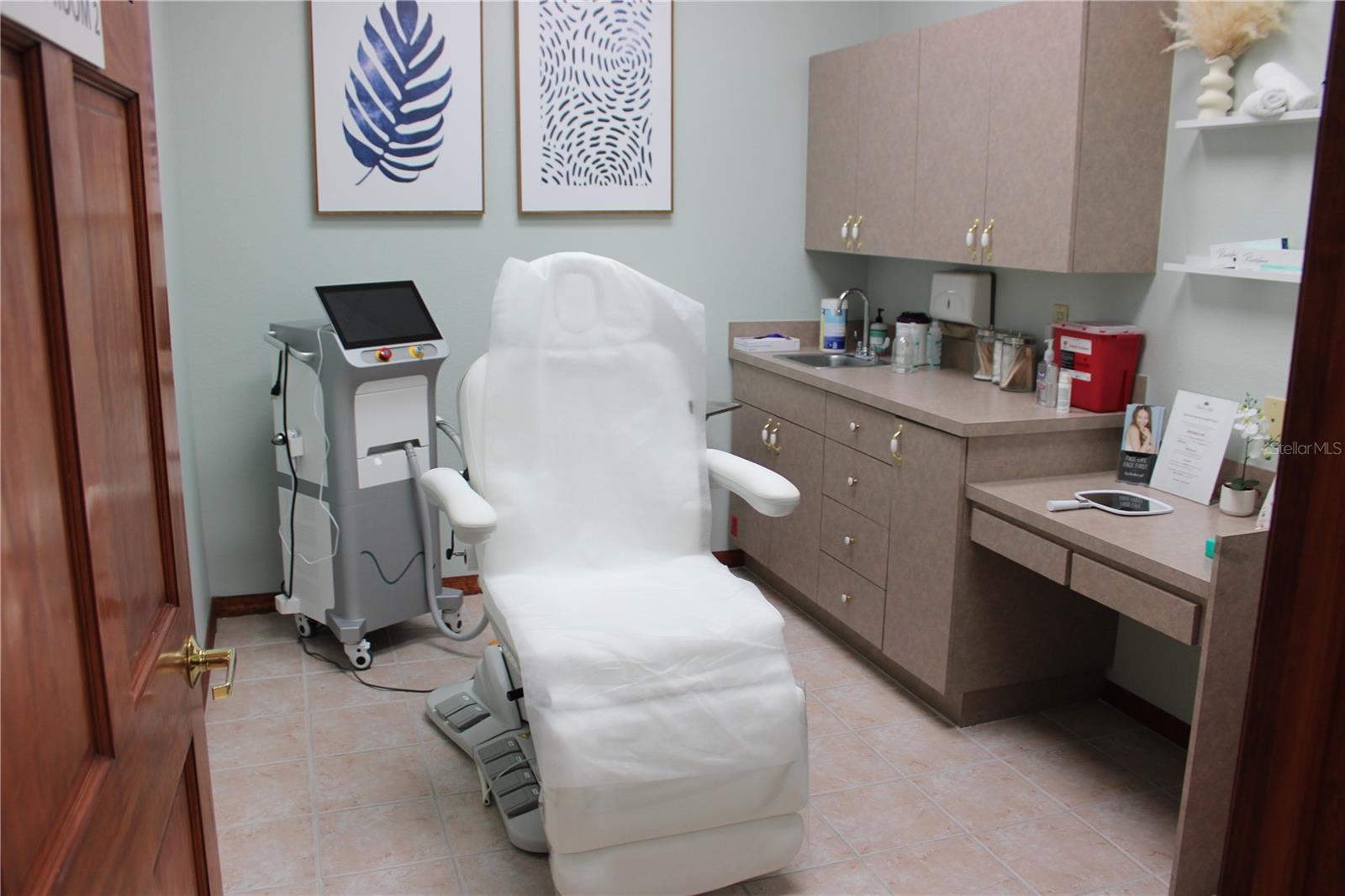 2835 ALT 19 HWY, PALM HARBOR, FL, 34683