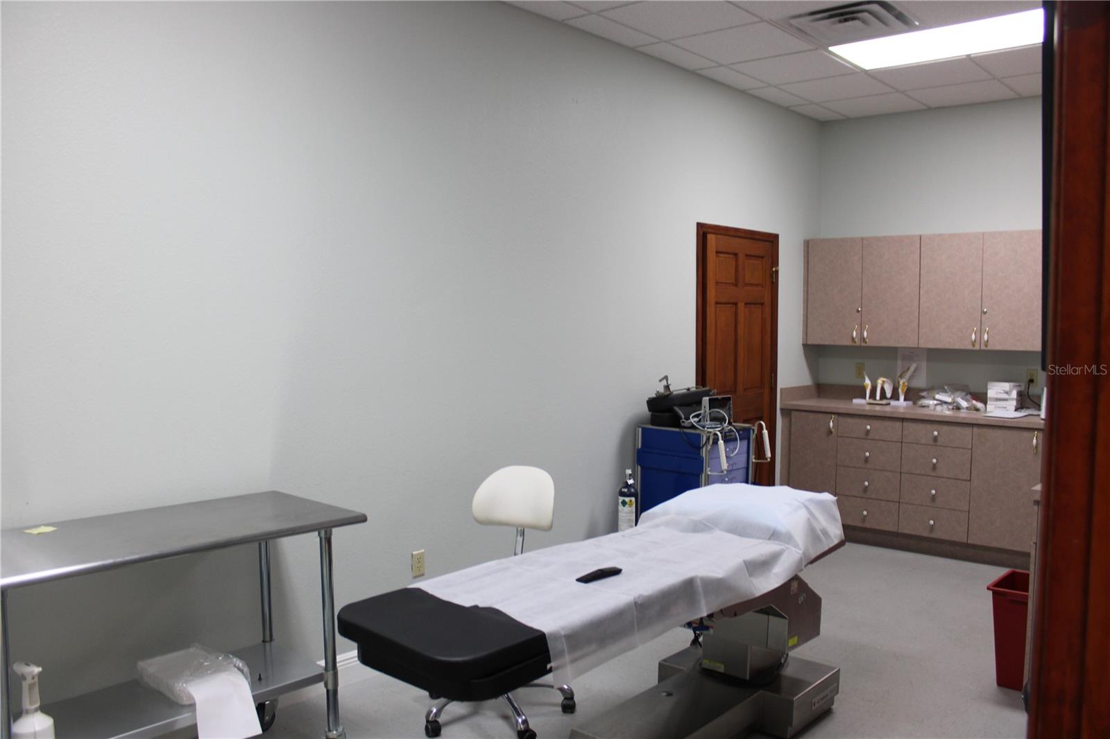 2835 ALT 19 HWY, PALM HARBOR, FL, 34683