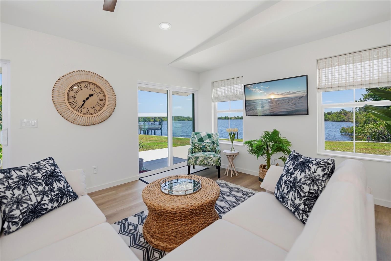 3404 LAKE VIEW BLVD, PORT CHARLOTTE, FL, 33948