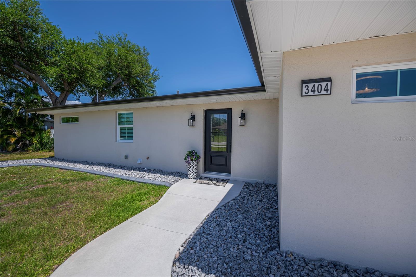 3404 LAKE VIEW BLVD, PORT CHARLOTTE, FL, 33948