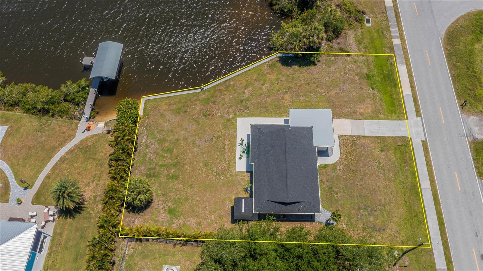 3404 LAKE VIEW BLVD, PORT CHARLOTTE, FL, 33948