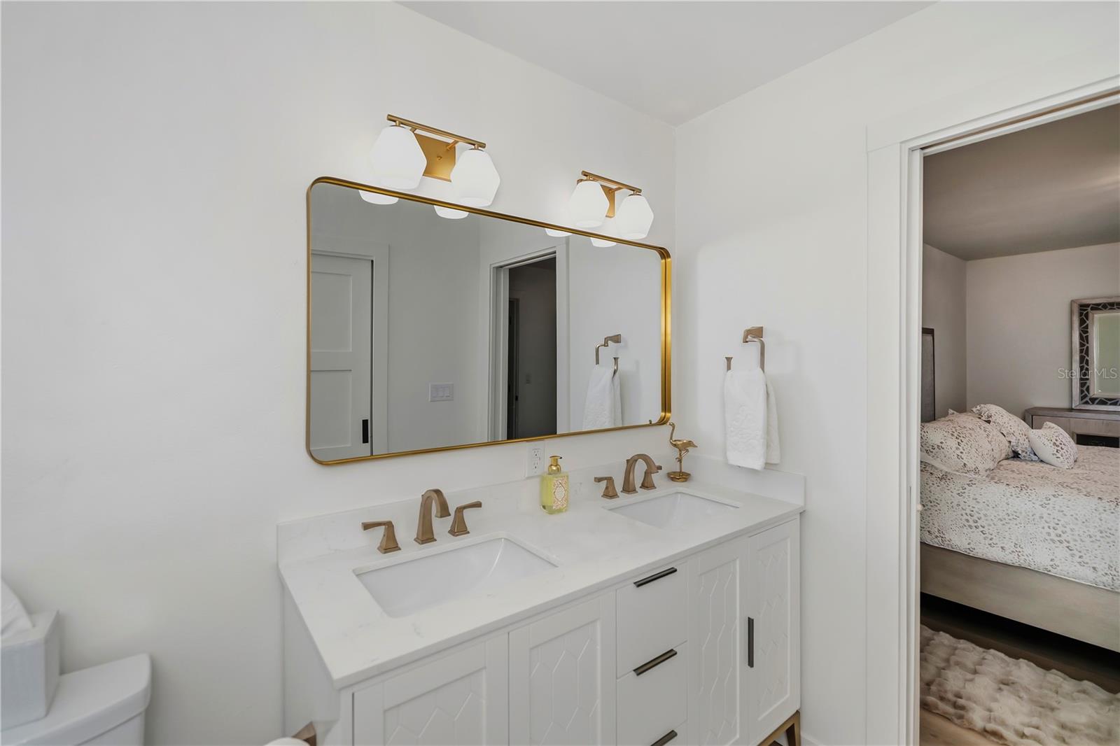 3404 LAKE VIEW BLVD, PORT CHARLOTTE, FL, 33948