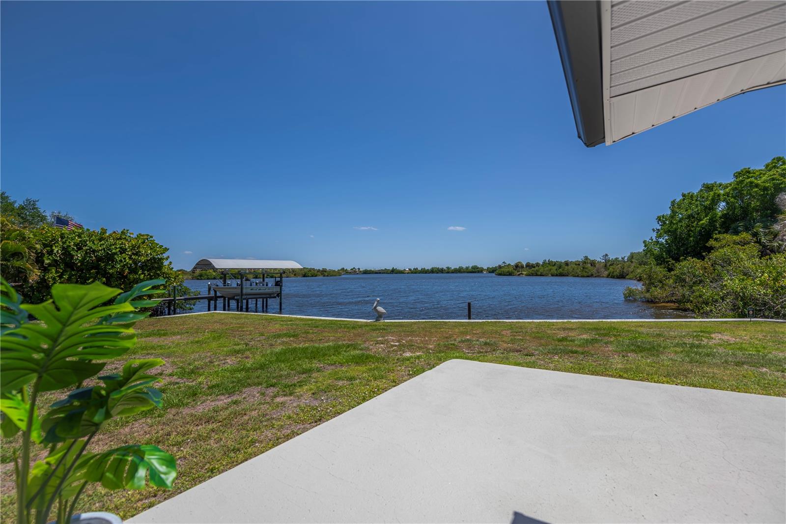 3404 LAKE VIEW BLVD, PORT CHARLOTTE, FL, 33948
