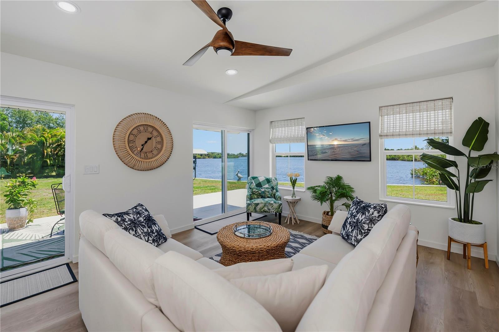 3404 LAKE VIEW BLVD, PORT CHARLOTTE, FL, 33948