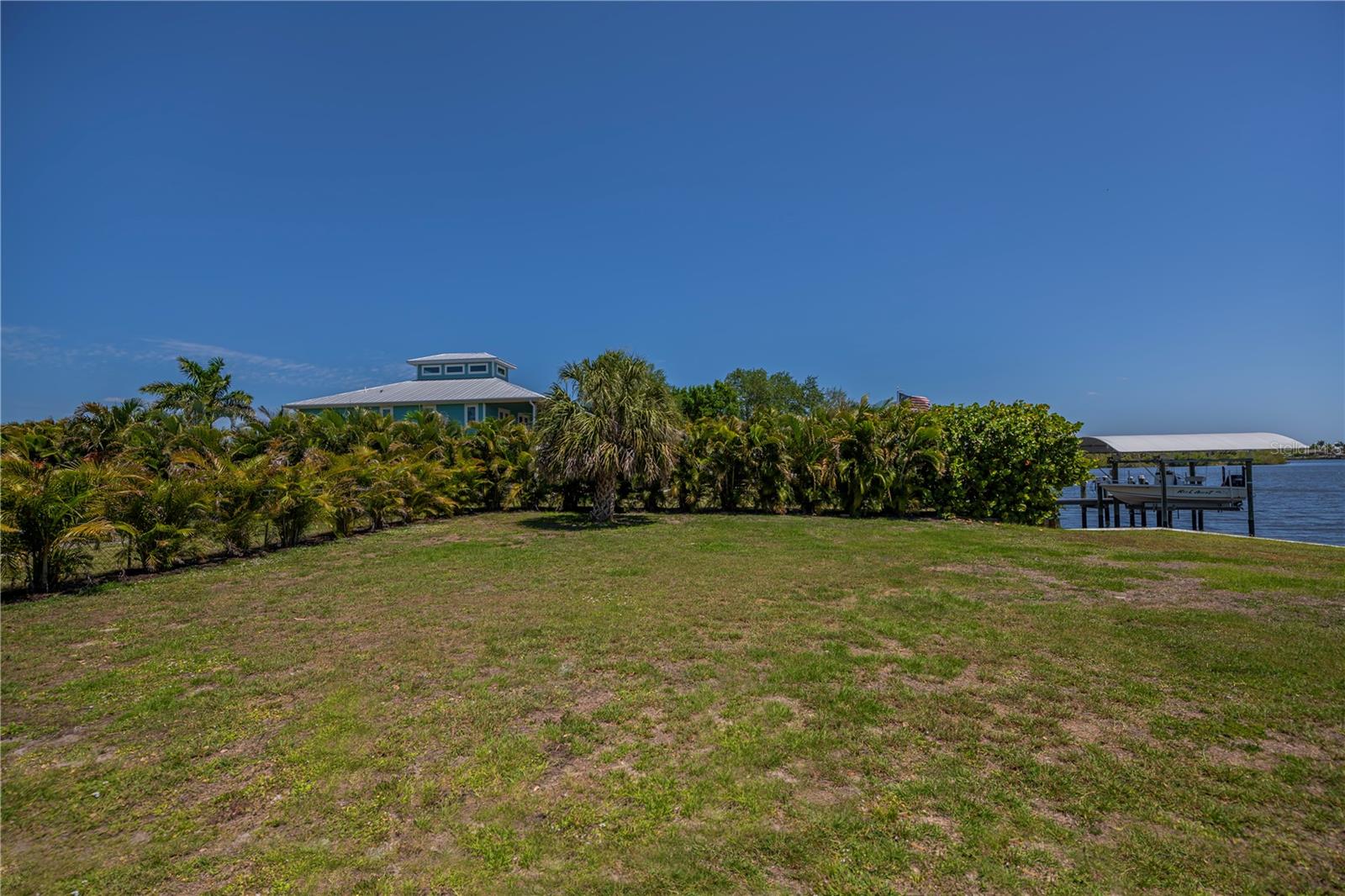 3404 LAKE VIEW BLVD, PORT CHARLOTTE, FL, 33948