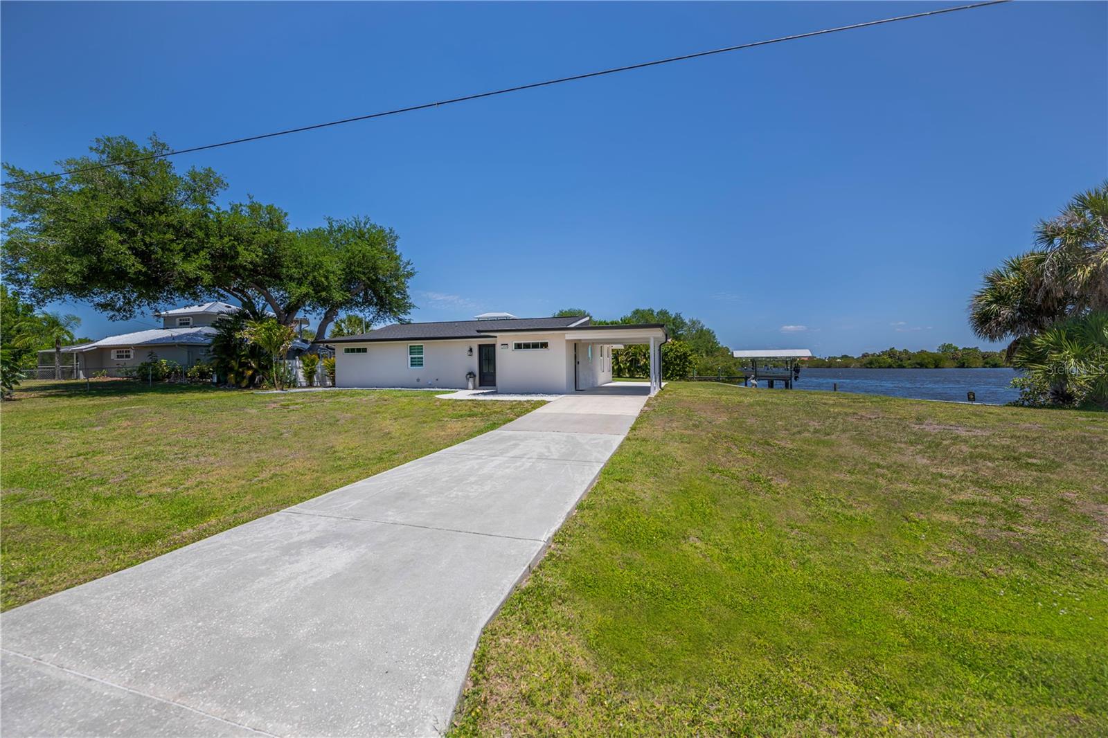 3404 LAKE VIEW BLVD, PORT CHARLOTTE, FL, 33948