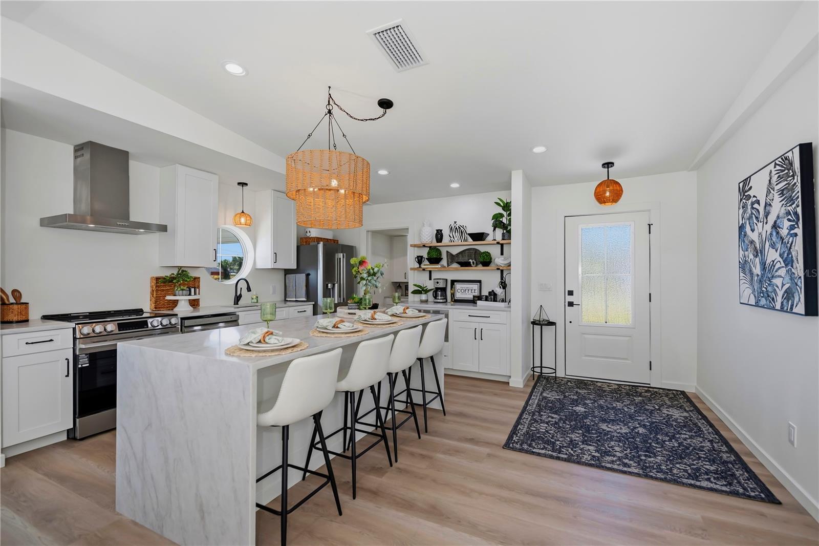 3404 LAKE VIEW BLVD, PORT CHARLOTTE, FL, 33948