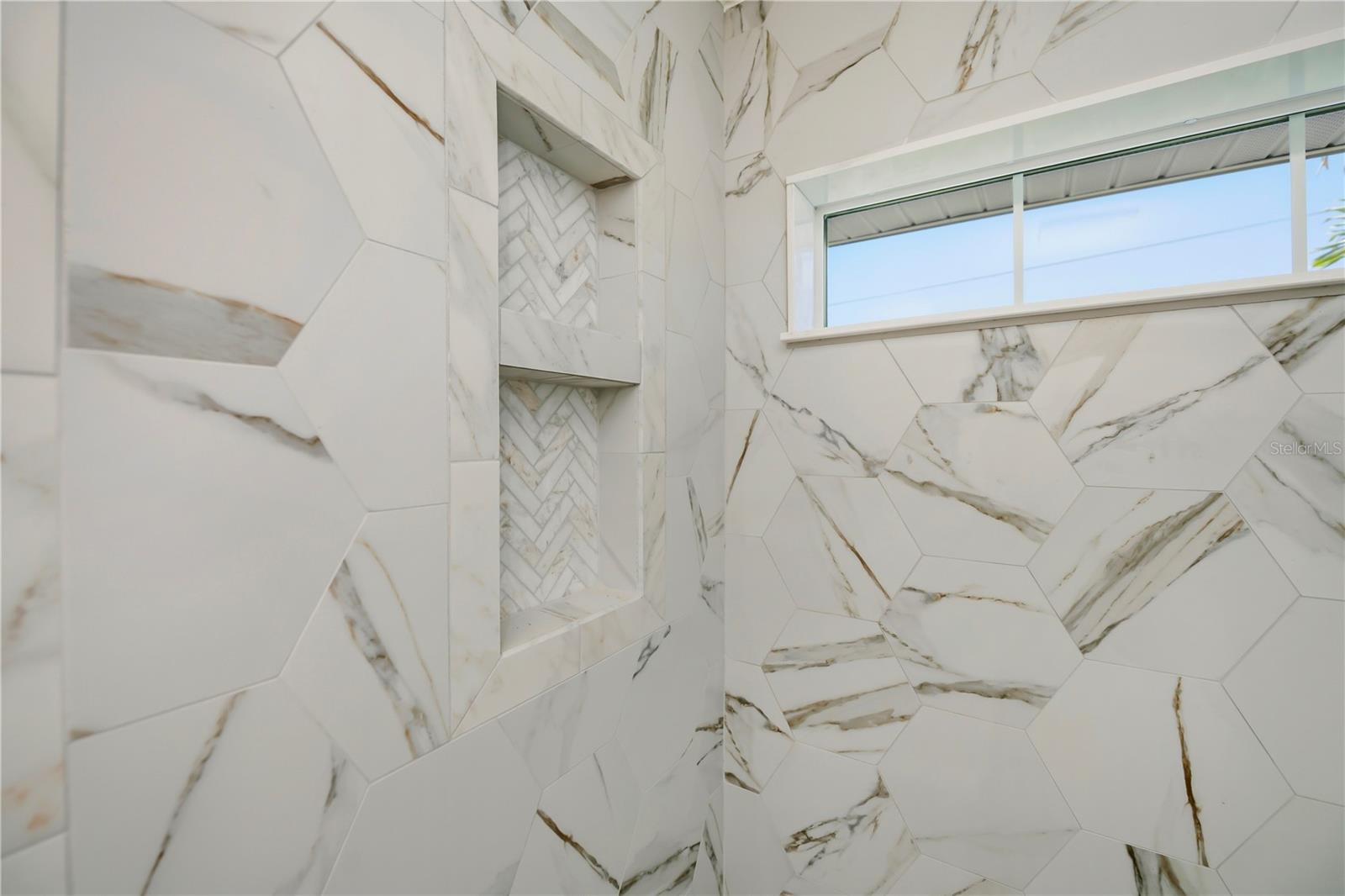 3404 LAKE VIEW BLVD, PORT CHARLOTTE, FL, 33948