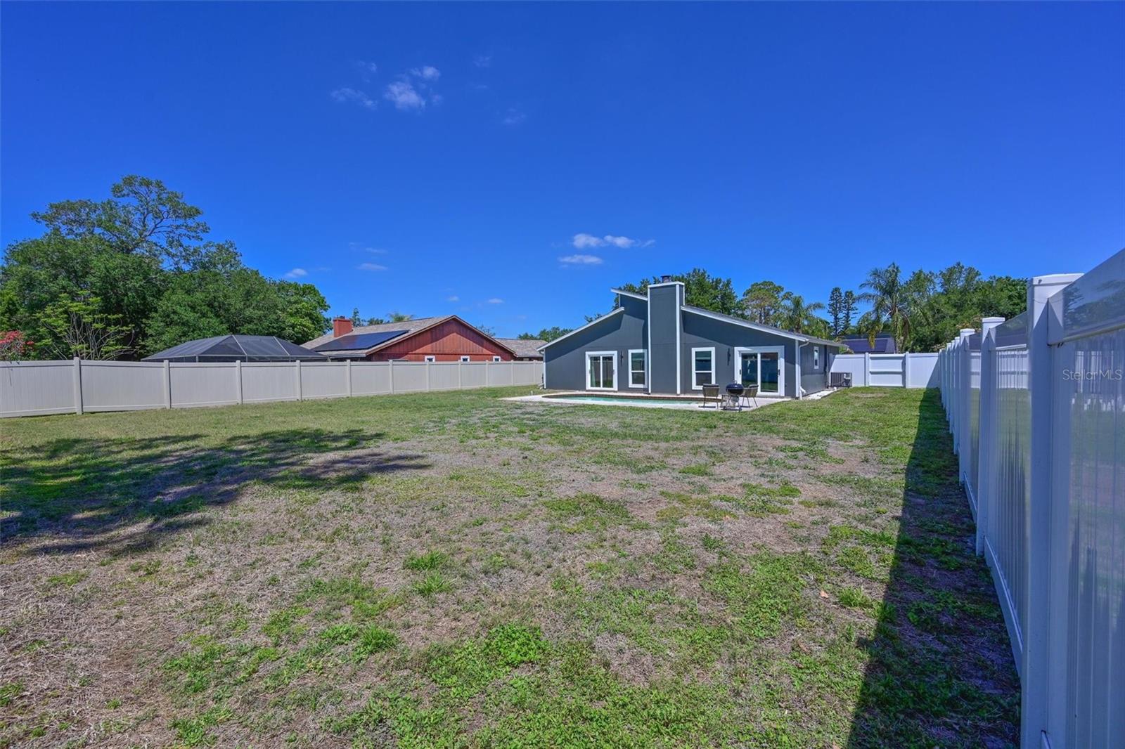 910 PLUM TREE LN, SARASOTA, FL, 34243