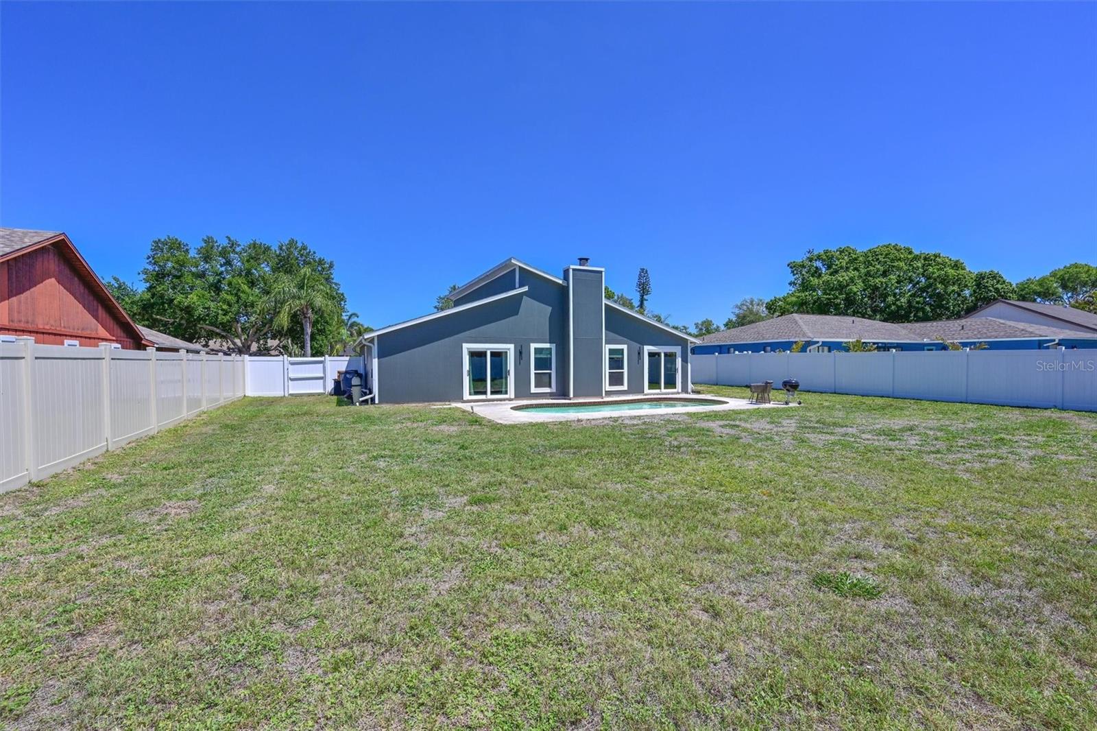 910 PLUM TREE LN, SARASOTA, FL, 34243