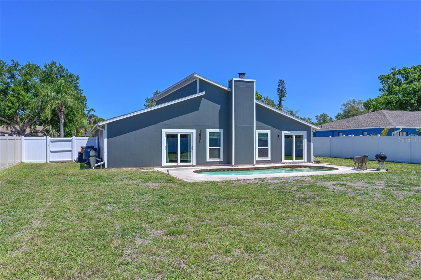 910 PLUM TREE LN, SARASOTA, FL, 34243