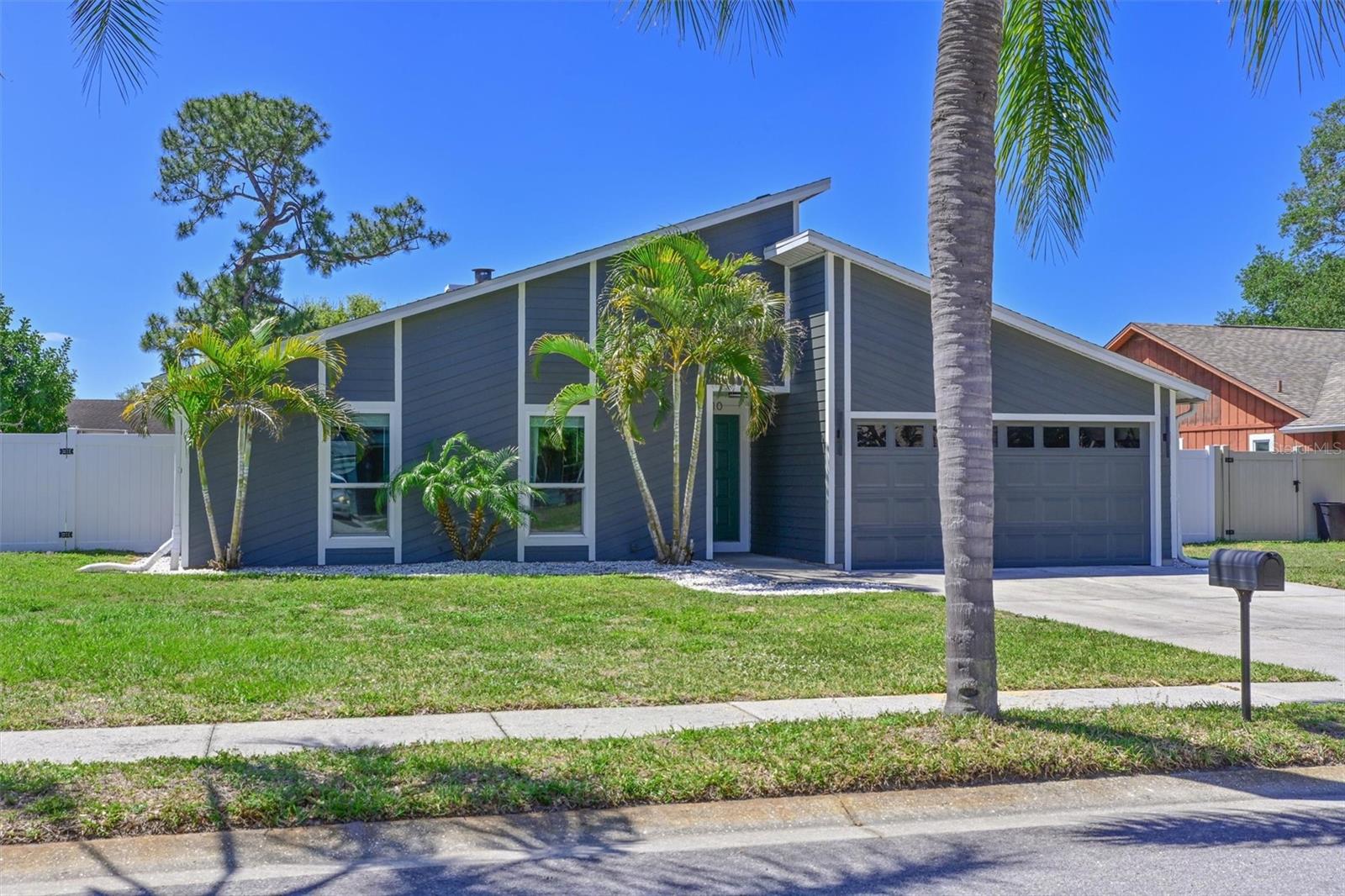 910 PLUM TREE LN, SARASOTA, FL, 34243