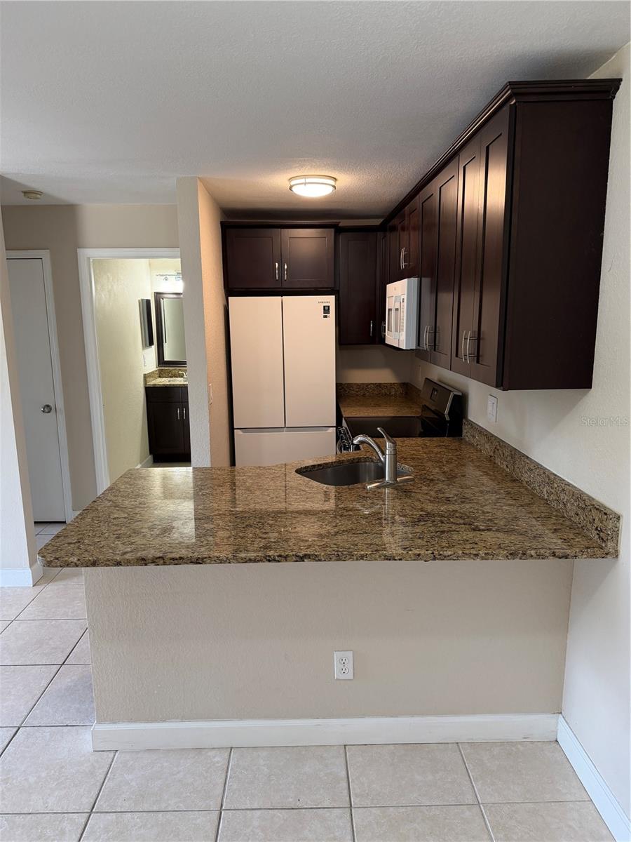 6004 WESTGATE DR #102, ORLANDO, FL, 32835