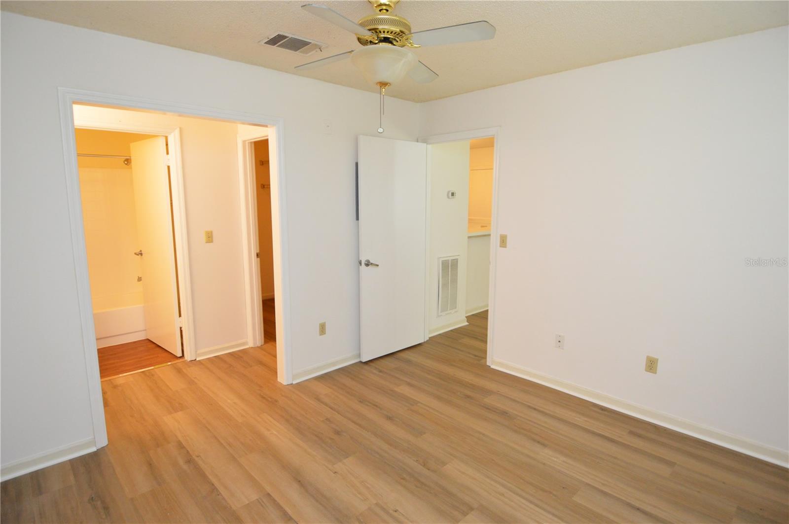 11901 4TH ST N #11105, ST PETERSBURG, FL, 33716