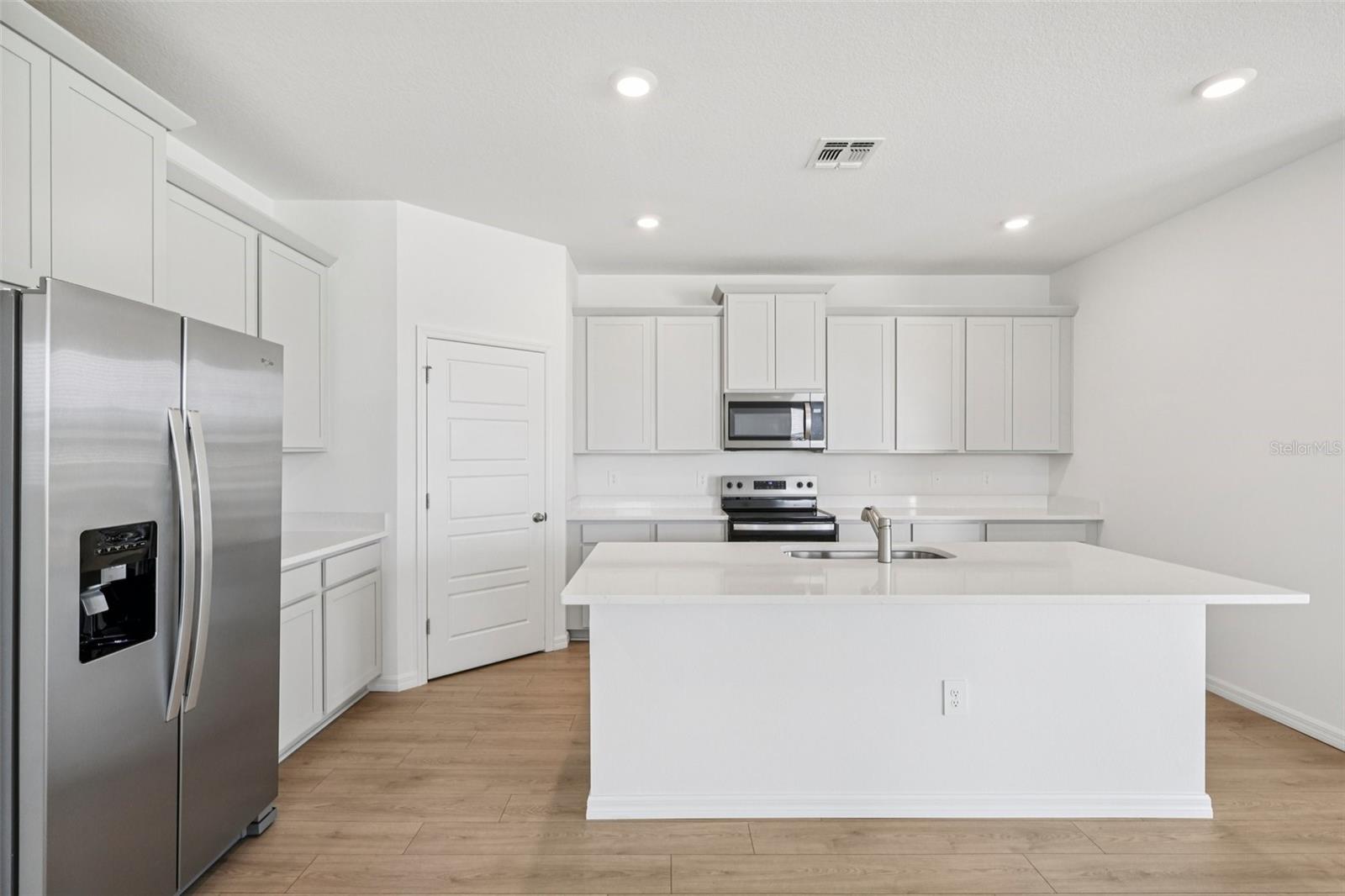 4664 BARBERRY AVE, LAKELAND, FL, 33811