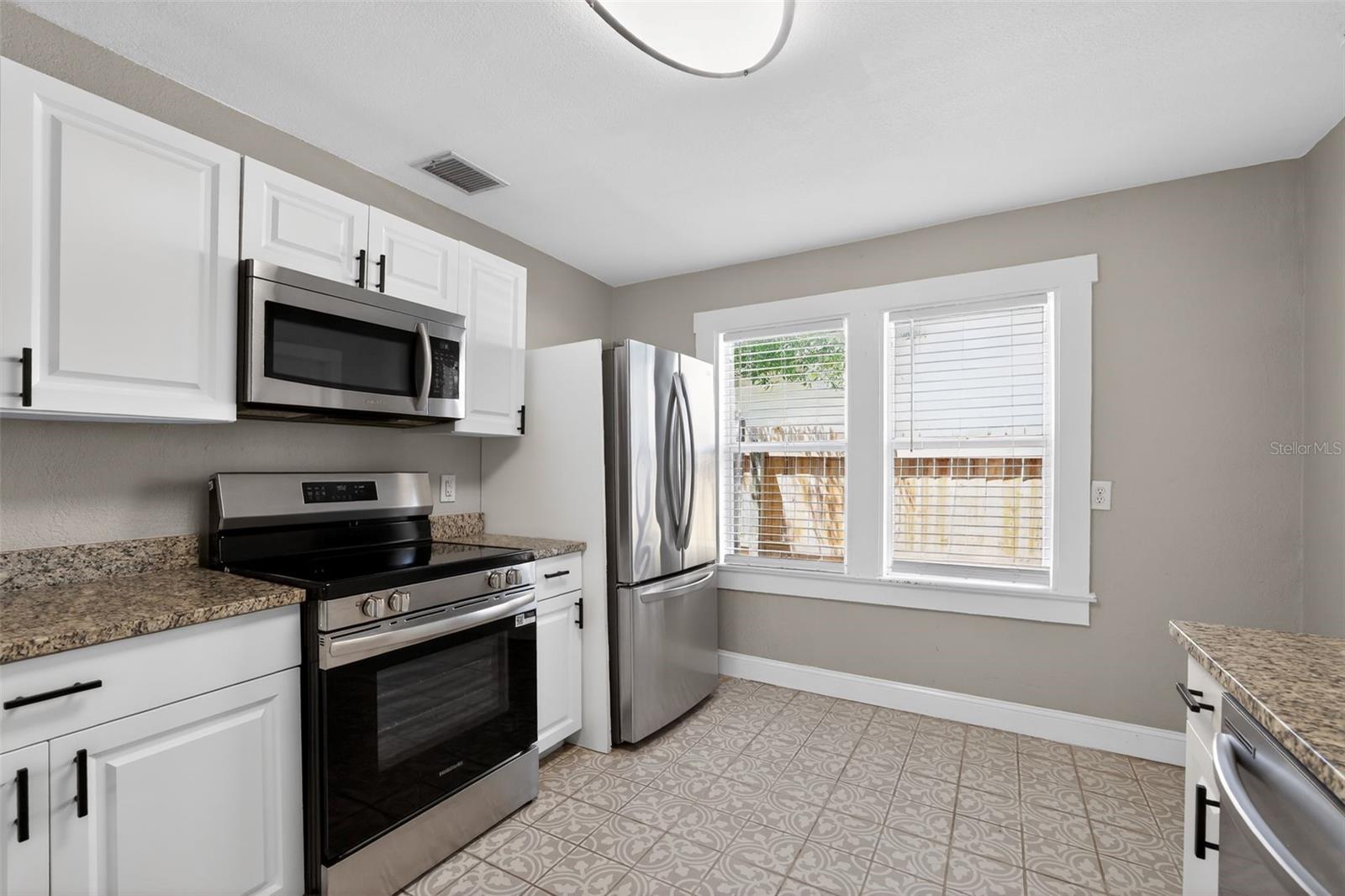 3250 PRESCOTT ST N, ST PETERSBURG, FL, 33713