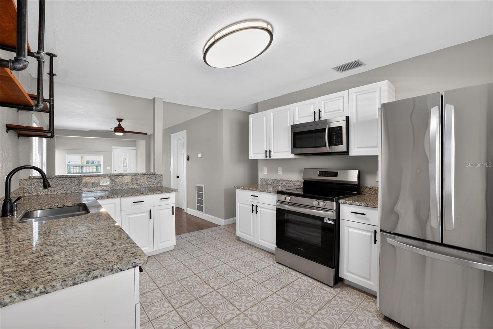 3250 PRESCOTT ST N, ST PETERSBURG, FL, 33713