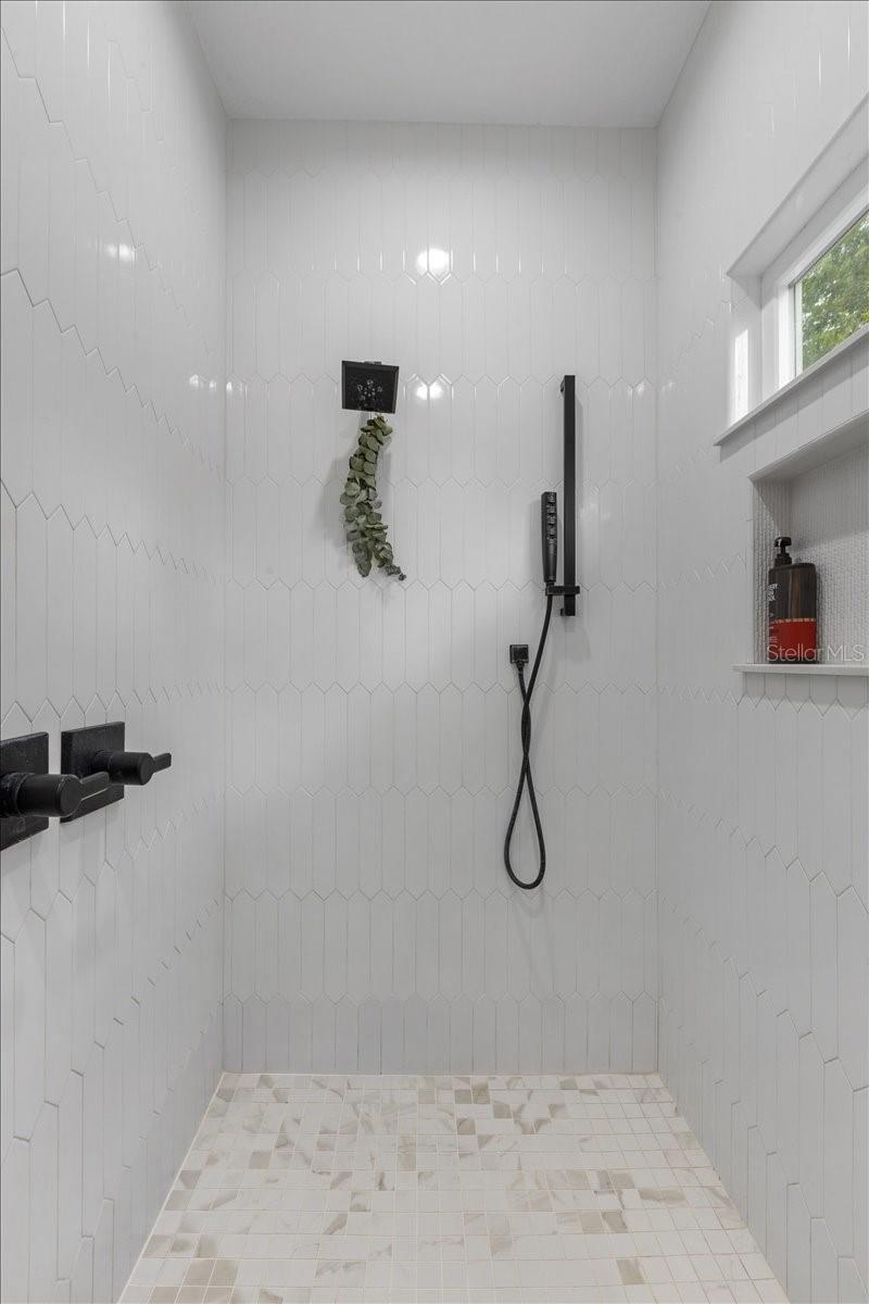 9061 KATHERINE WAY, FANNING SPRINGS, FL, 32693