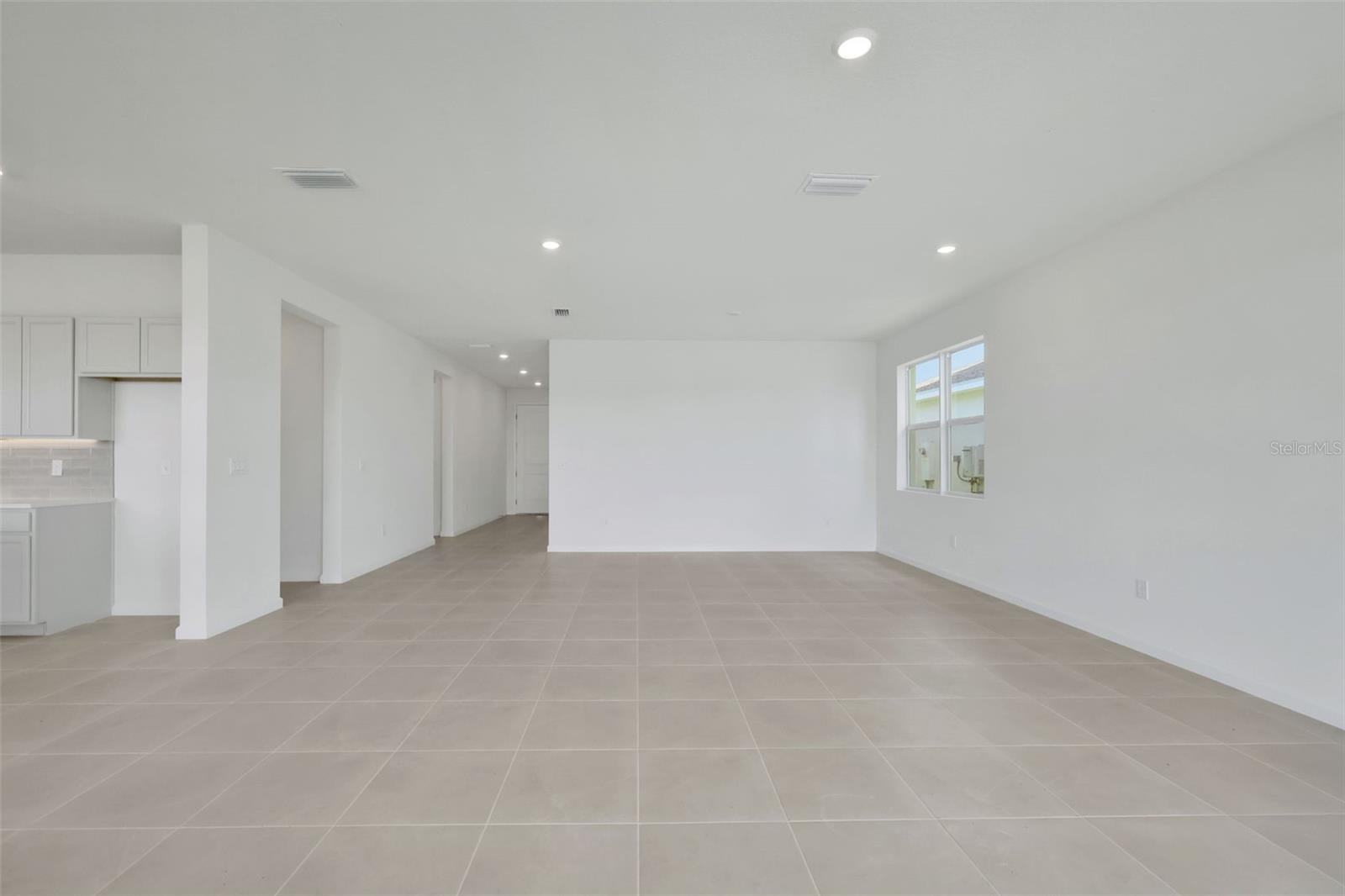 10693 NW SUNCREST LOOP, PORT ST LUCIE, FL, 34987