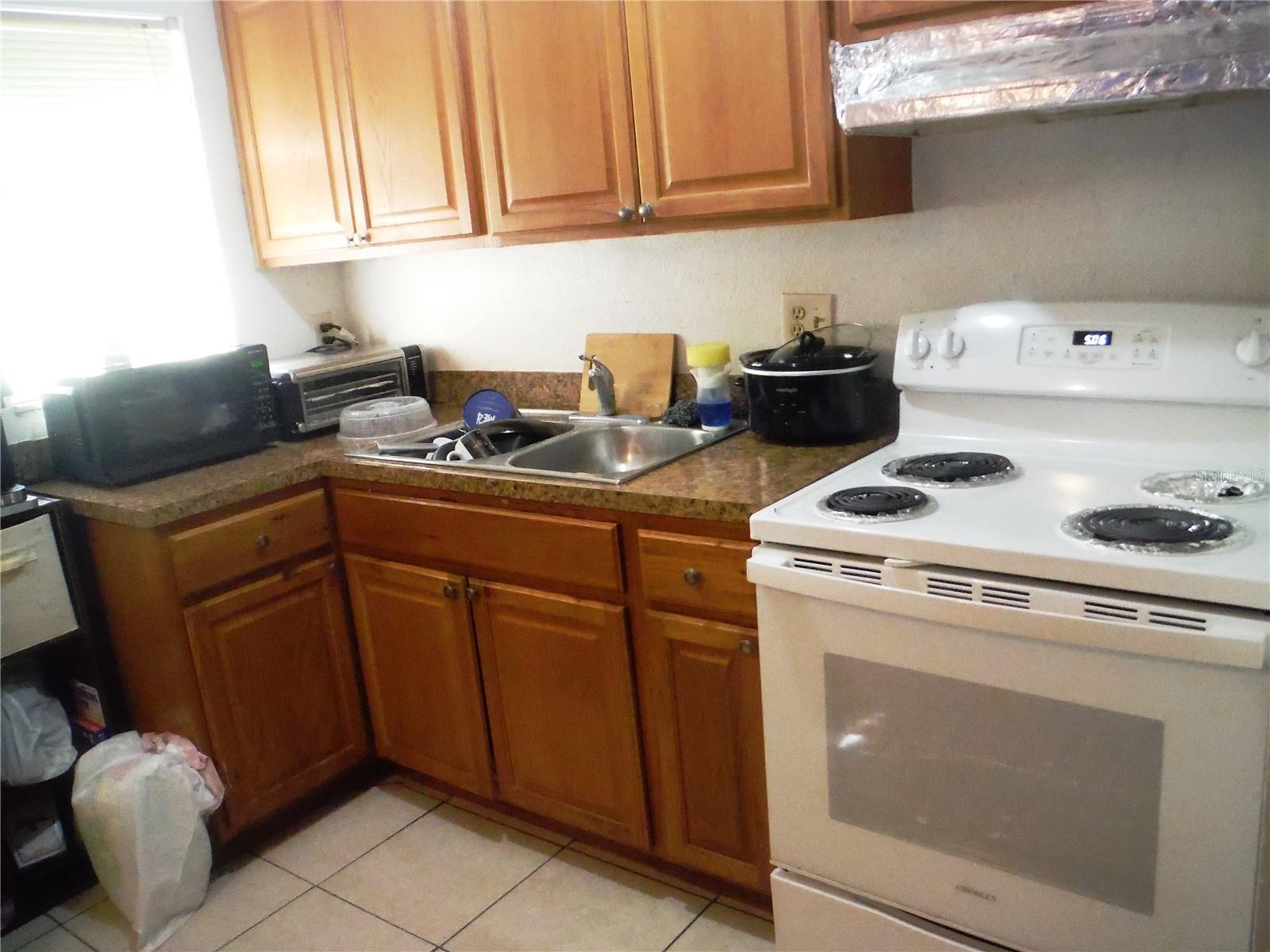 118 LAKE AVE SE, LARGO, FL, 33771