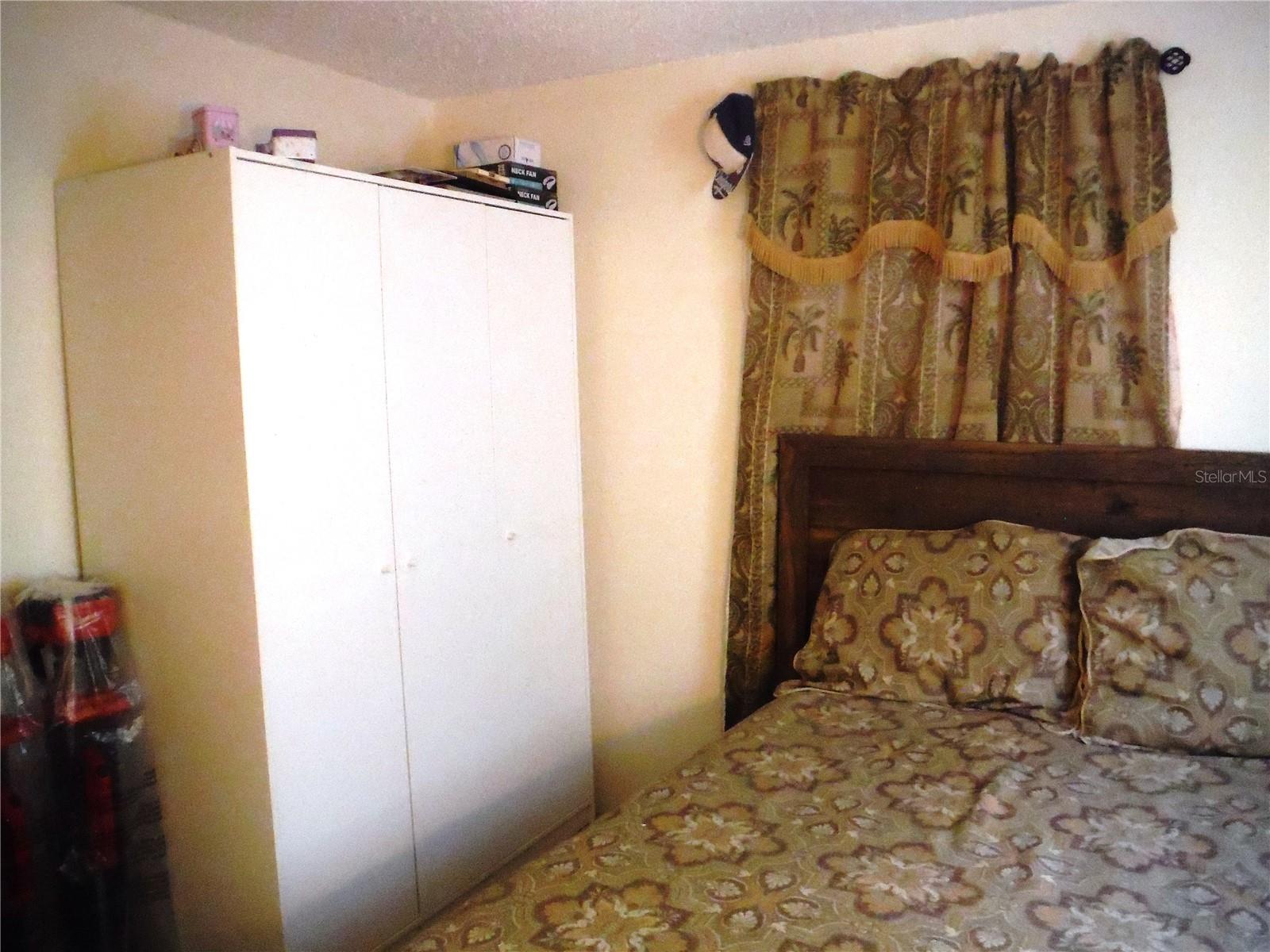 118 LAKE AVE SE, LARGO, FL, 33771