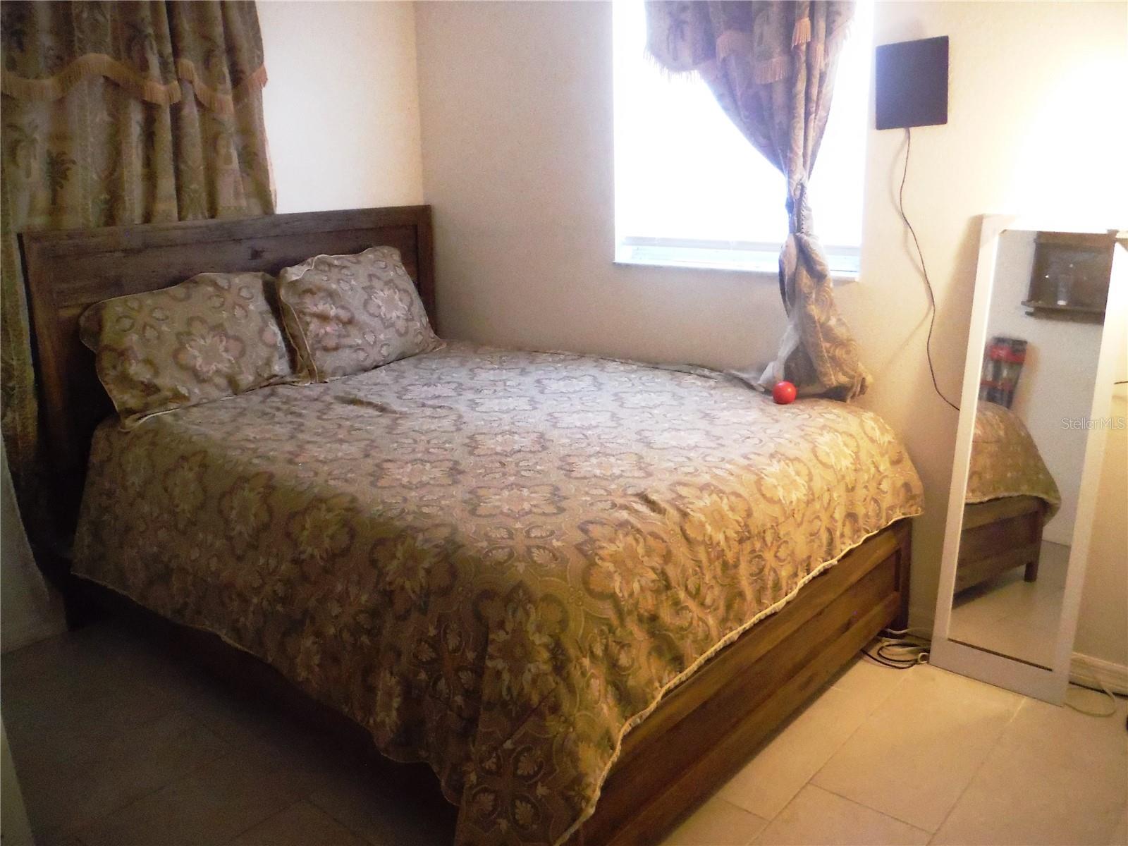 118 LAKE AVE SE, LARGO, FL, 33771