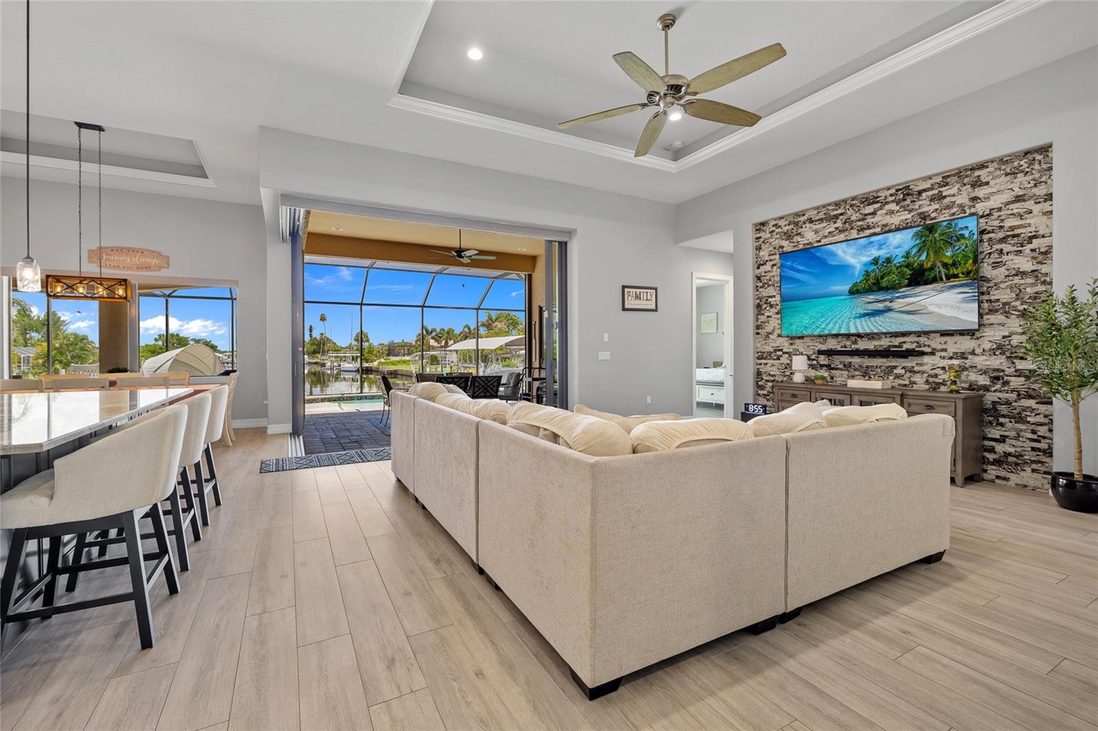 4286 HARBOR BLVD, PORT CHARLOTTE, FL, 33952