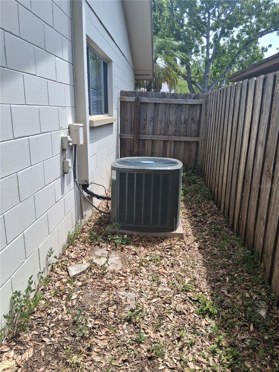 11856 69TH WAY, LARGO, FL, 33773