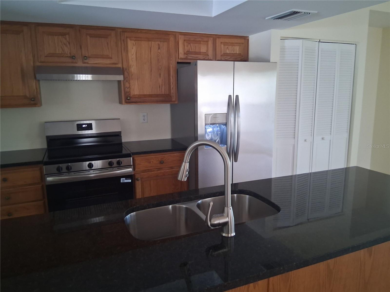 11856 69TH WAY, LARGO, FL, 33773