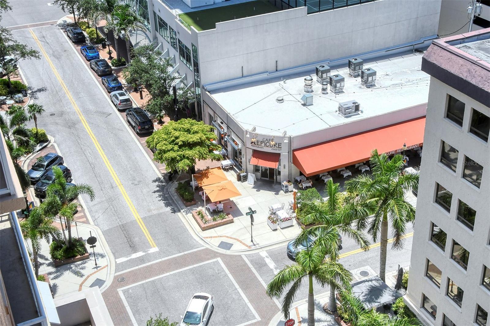 1350 MAIN ST #1202, SARASOTA, FL, 34236