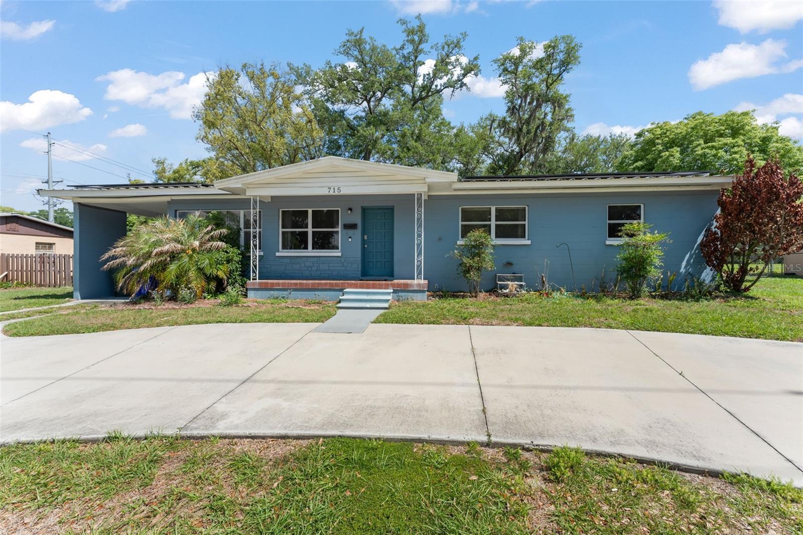 715 W BEACON RD, LAKELAND, FL, 33803