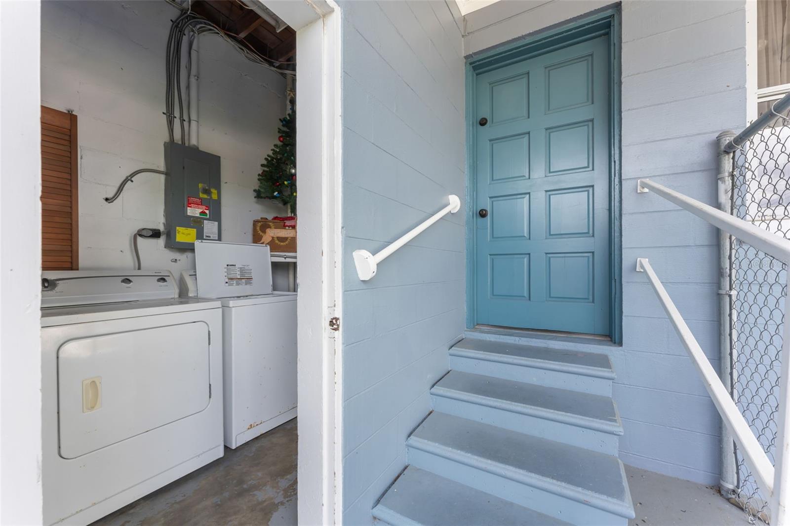 715 W BEACON RD, LAKELAND, FL, 33803