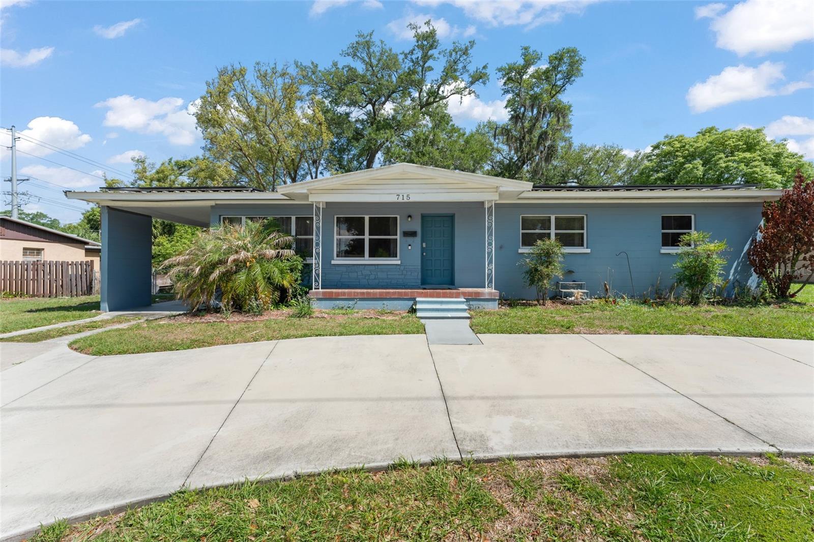 715 W BEACON RD, LAKELAND, FL, 33803