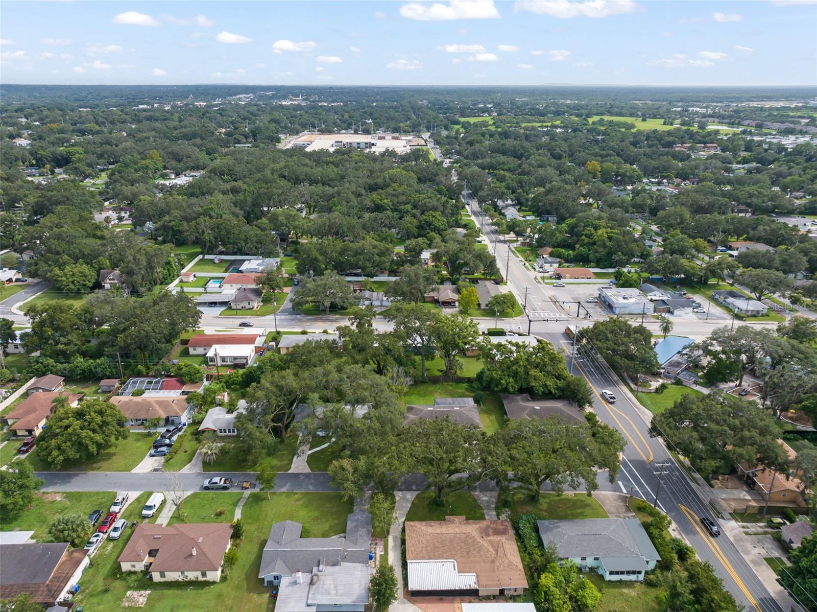 715 W BEACON RD, LAKELAND, FL, 33803