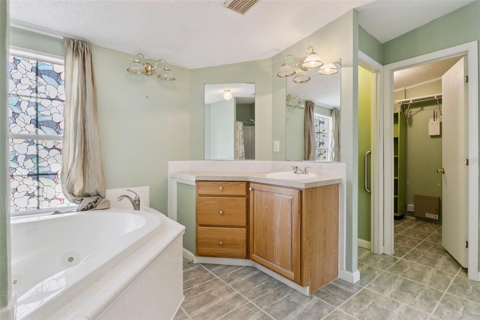 575 LINDSEY DR, LAKELAND, FL, 33809