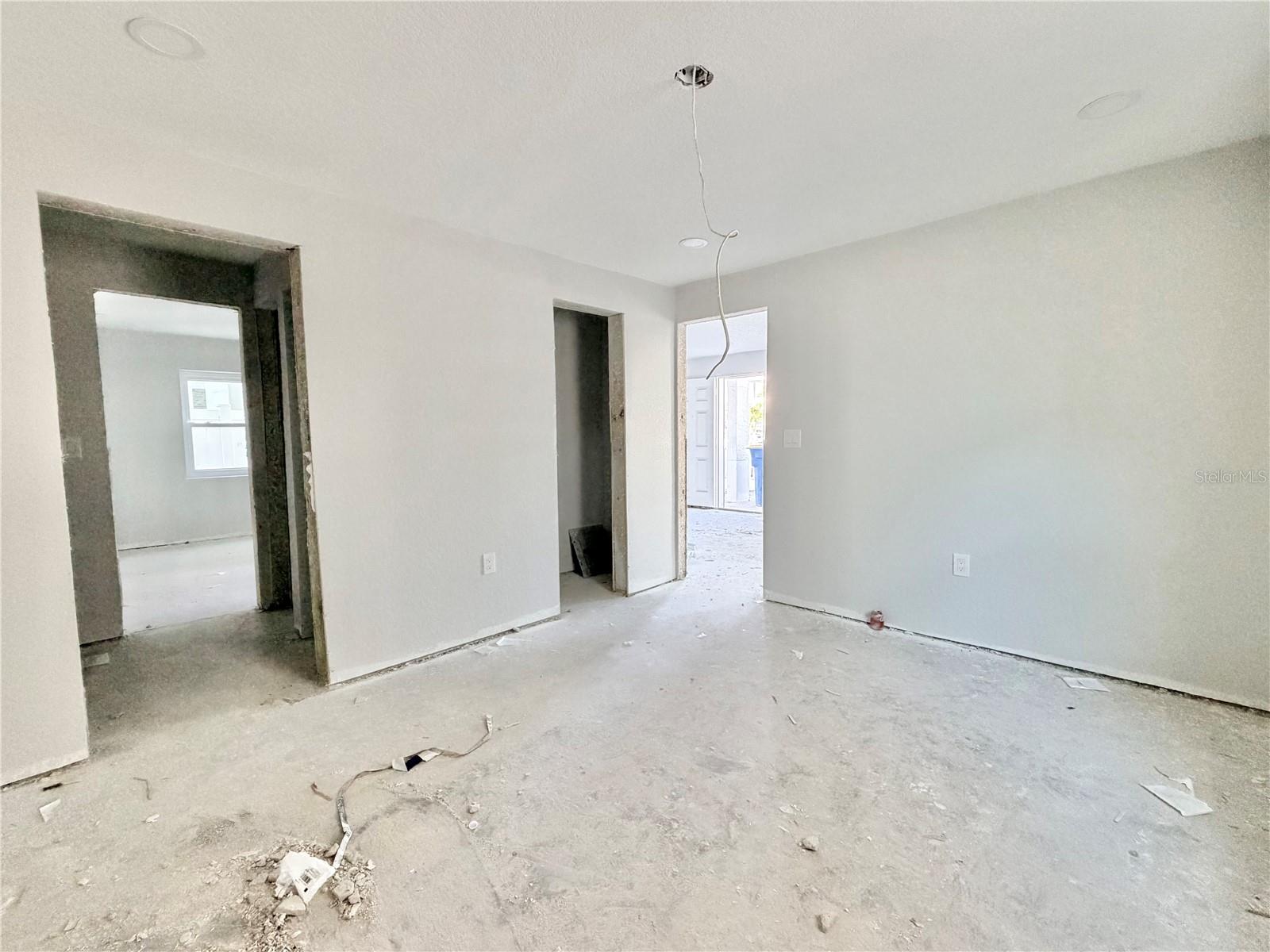 664 MANDALAY AVE, CLEARWATER BEACH, FL, 33767